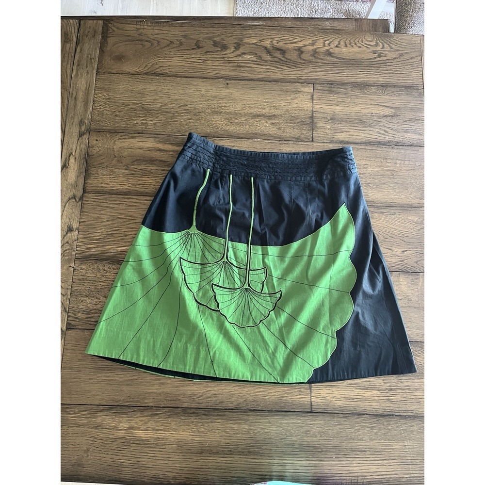 Floreat Anthropologie Green & Black Embroidered Hummingbird Skirt Size 4 A Line - Picture 2 of 8